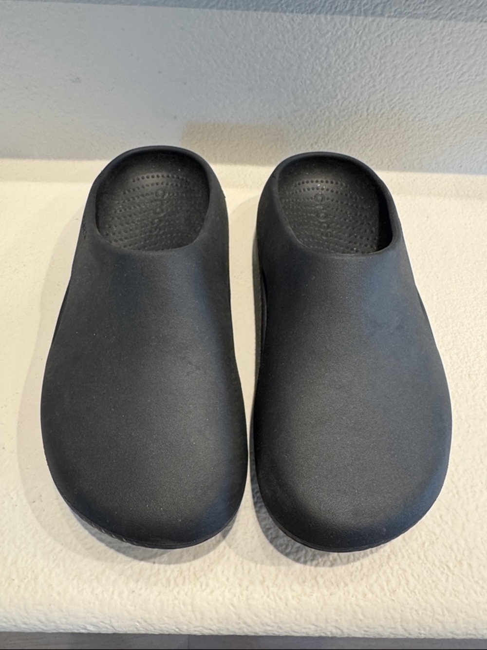 CROC Bistro Black Slip-On Foam CROCS